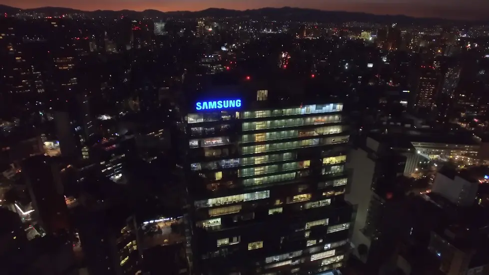 Samsung’s Dangerous Dominance over South Korea. Samsung takes "too big to fail" to a whole new level 018